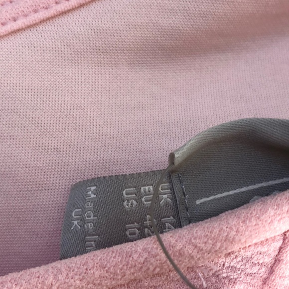 ASOS Maternity Dress. Perfect for Valentines new - Picture 7 of 7